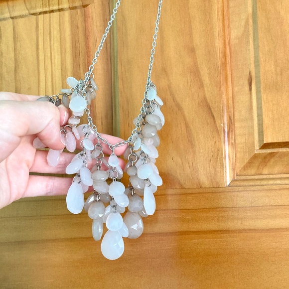 Women’s pale purple and fun cha cha style necklace with teardrop shaped beads - Picture 1 of 7